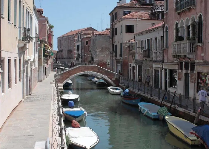 Hostel Biennale