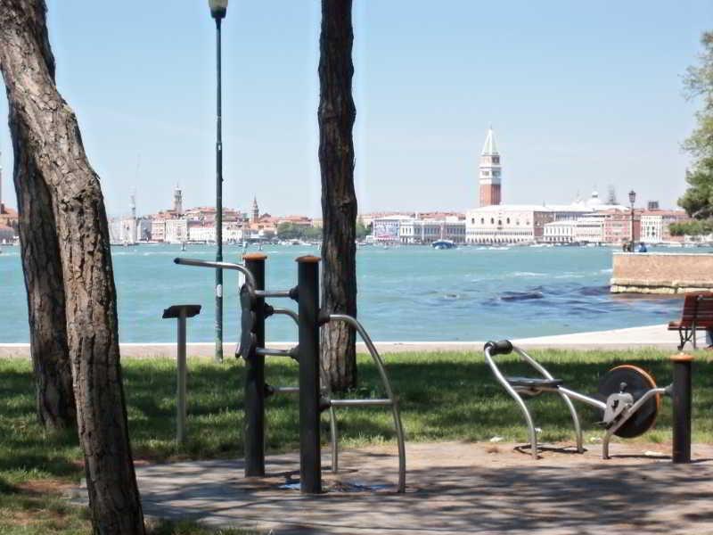 Hostel Biennale