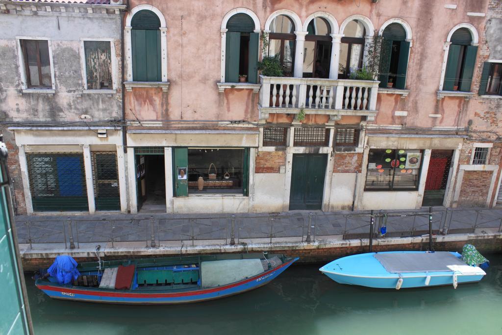 Hostel Biennale * Venecia