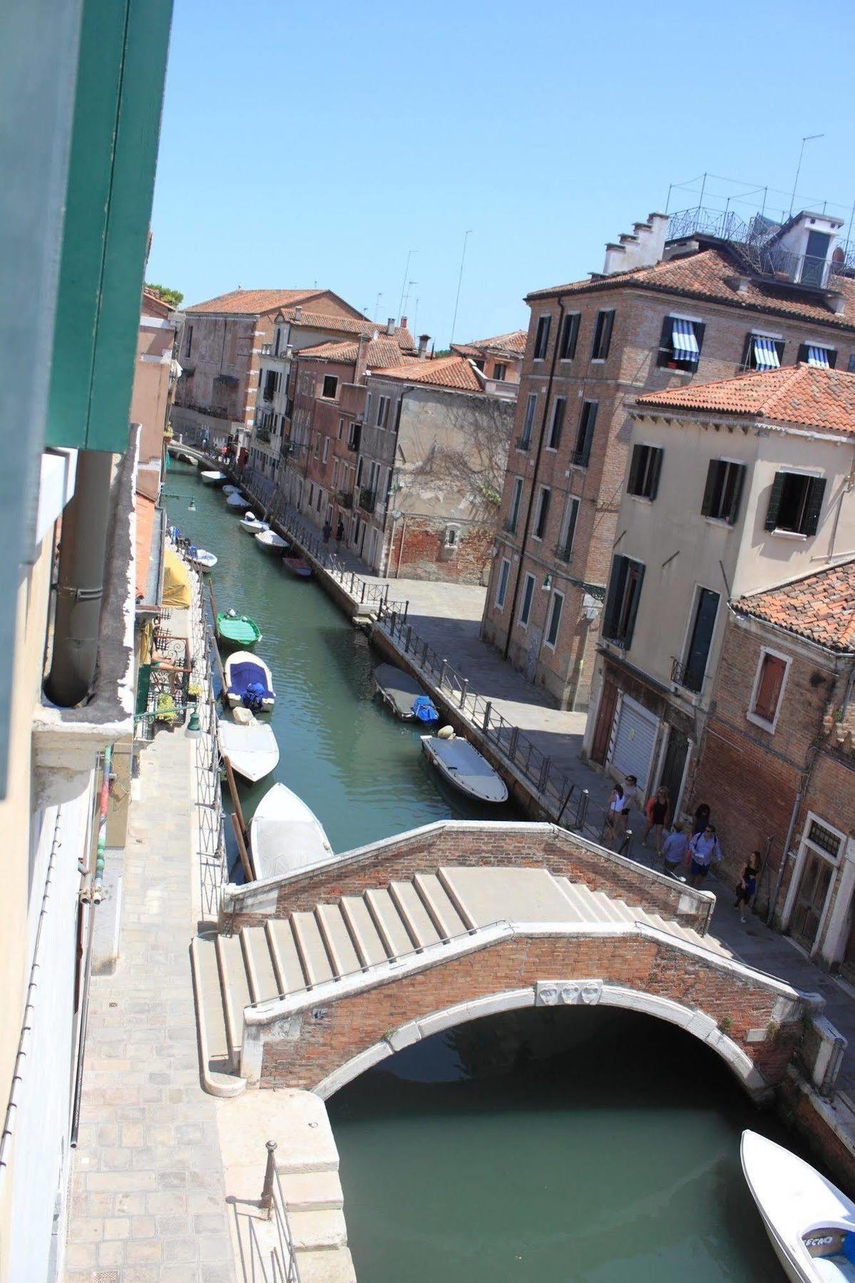 Hostel Biennale