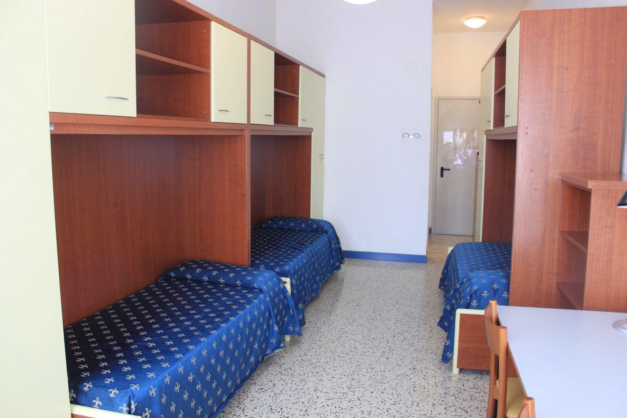 Hostal Hostel Biennale