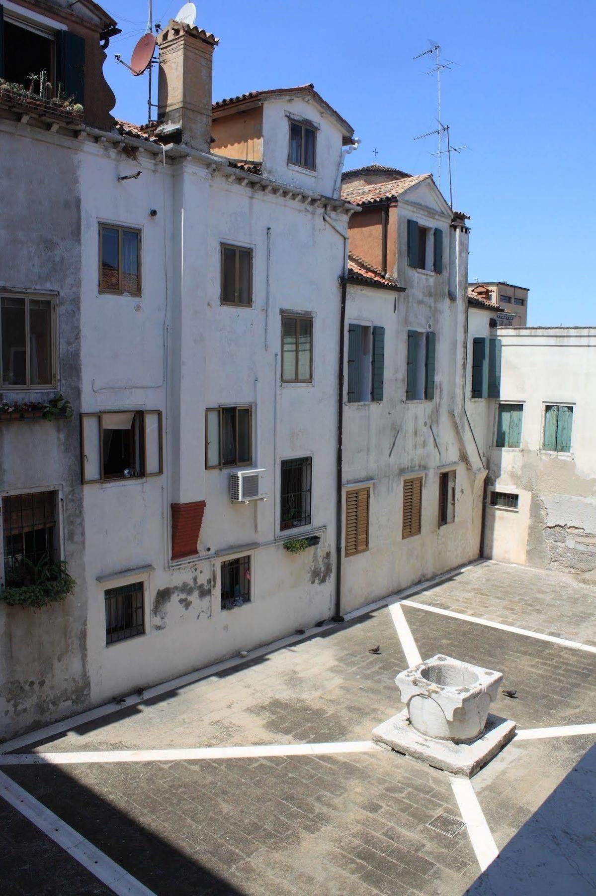 Hostel Biennale *